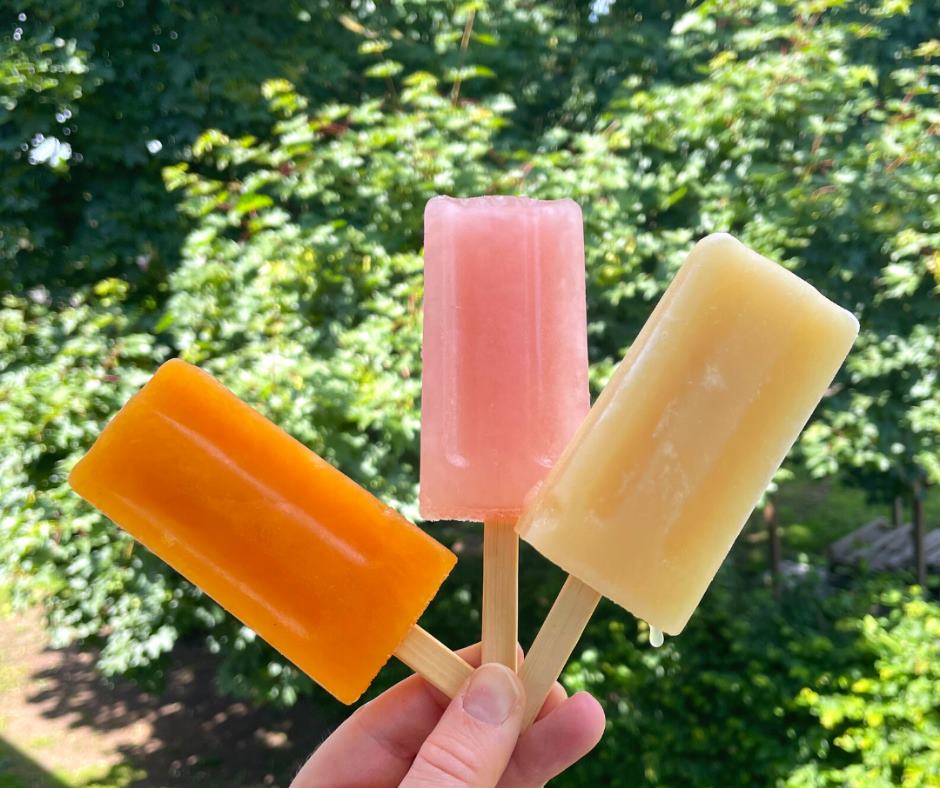 Fruchtsaft-Eis ohne Eismaschine ᐅ Einfaches Rezept Fruchtsaft-Eis ohne Eismaschine ᐅ Einfaches Rezept