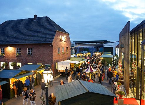 WEIHNACHTSBASAR